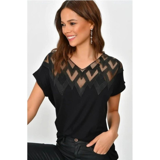 Pasaklı Giyim Kadın Siyah Nakış Dekolteli Kısa Kollu Bluz