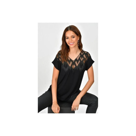 Pasaklı Giyim Kadın Siyah Nakış Dekolteli Kısa Kollu Bluz