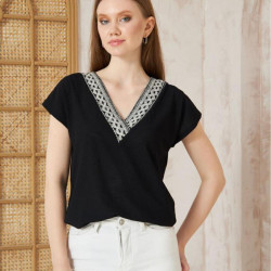 Pasaklı Giyim Kadın Özel İnce Kumaş Bluz-Nakış Detaylı 3379176 Siyah