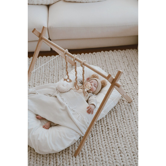Dery Baby Babynest Bebek Yatağı + Ahşap Oyun Alanı Baby Gym Sallanan Oyuncaklar Dahil