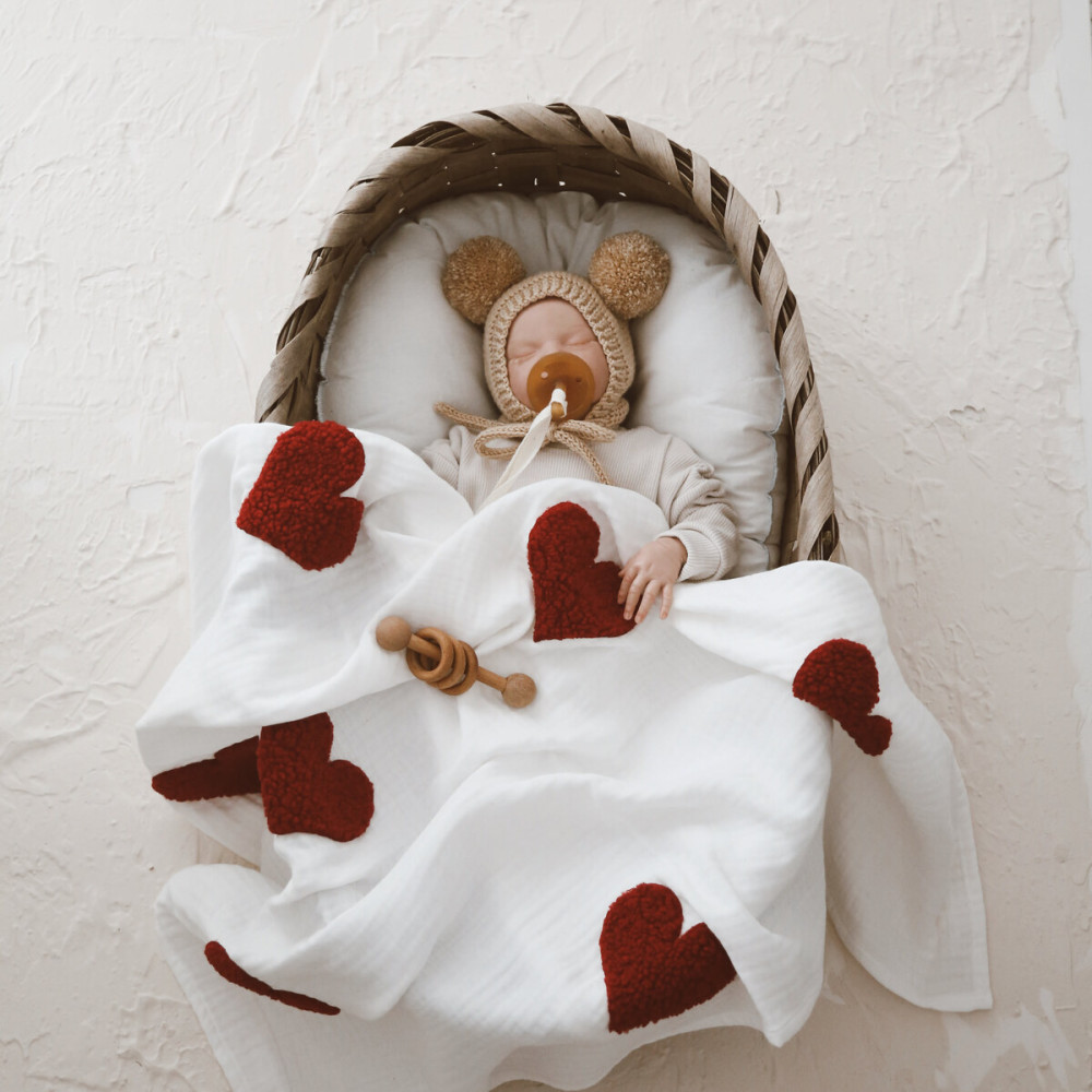Dery Baby Teddy Dört Kat Müslin Kırmızı Kalp Battaniye - %100 Pamuk Ekstra Yumuşak Bebek Battaniyesi