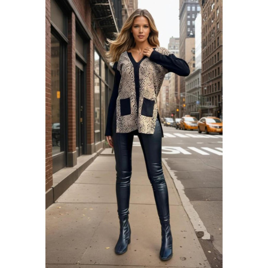 Kadın Leopar Desenli Yırtmaçlı Siyah Hırka 3679300