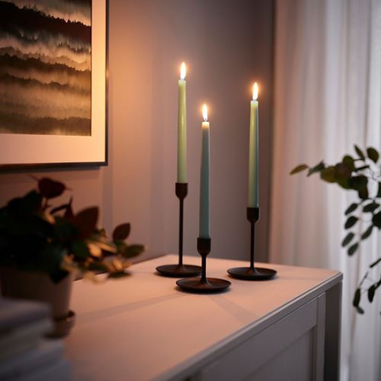 IKEA KLOKHET - şamdan mumu, 5.5 saat (açık gri-yeşil)