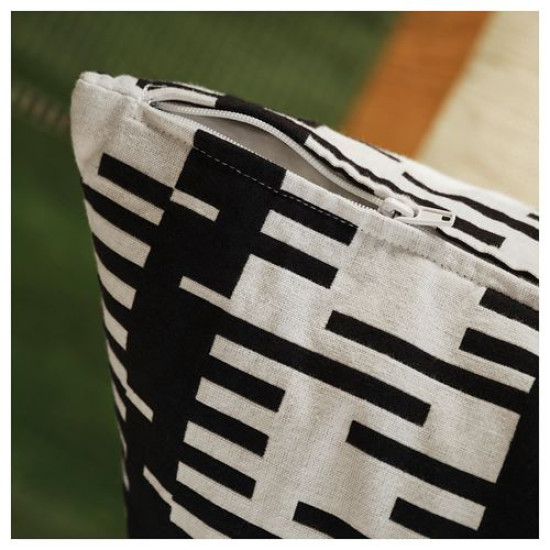 IKEA STOCKHOLM 2025 - kırlent kılıfı, 50x50 cm (kırık beyaz-siyah) kırık beyaz-siyah